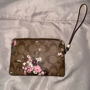 COPY - Coach Tan Floral Wristlet